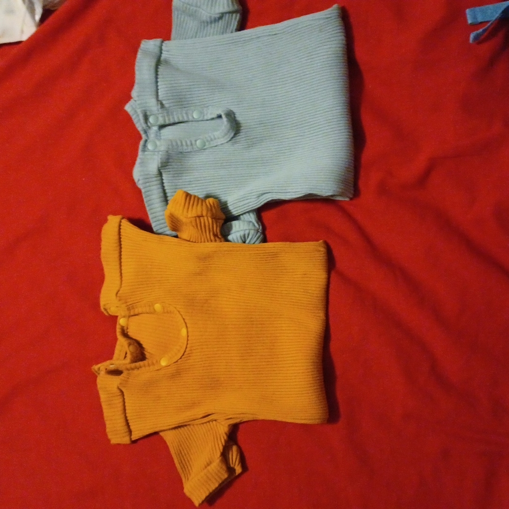 Baby Boys Ribbed Rompers - Picture 2 of 5